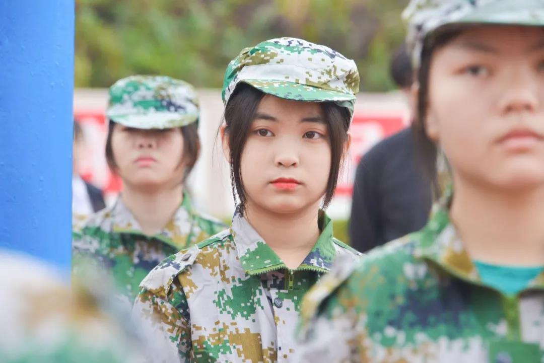 以青春，筑芳华——深圳市携创高级技工学校2021级春季新生成长营开营仪式举行