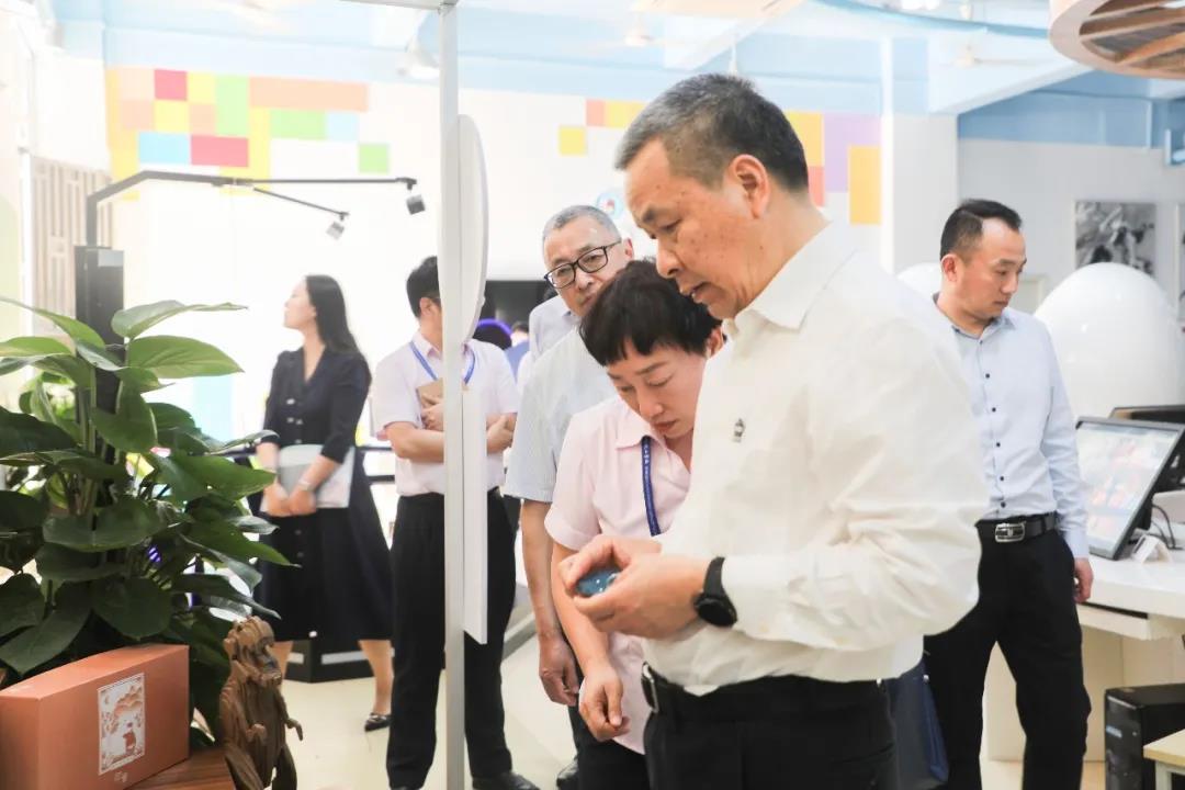 这是一所有“干劲”的学校——浙江省人力资源和社会保障厅刘国富副厅长一行莅临我校调研